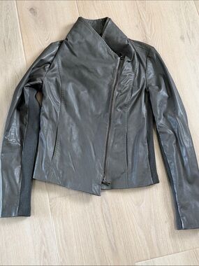 Vince Grey Asymmetrical Leather Moto Jacket Scuba Ribbed Zip Coat Minimalist